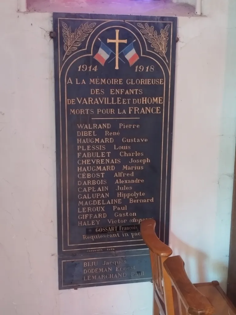 Plaque aux Morts de la Chapelle Saint-Joseph à Varaville