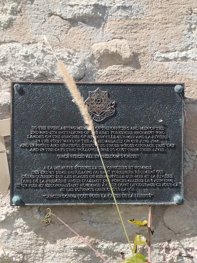 Plaque The East Yorkshire Regiment à Hermanville-sur-Mer
