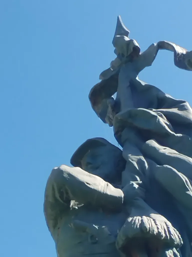 Monument aux Morts de Lion-sur-Mer