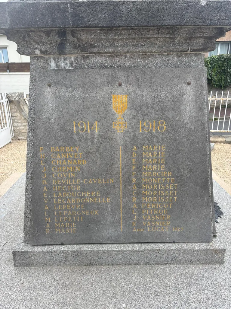 Monument aux Morts d'Hérouville-Saint-Clair