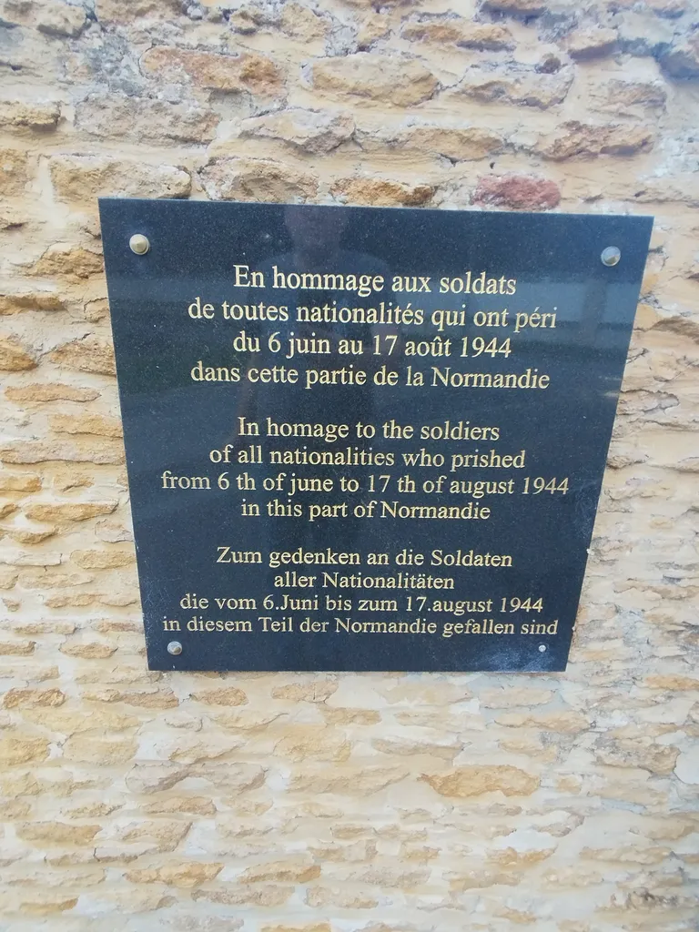 Plaque 6 juin au 17 août 1944 à Sannerville
