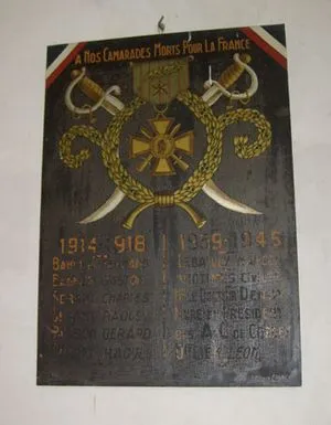 Plaque commémorative église 1914-1918 et 1939-1945 de Cordey
