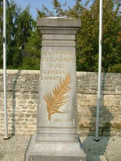 Monument aux morts de Lasson