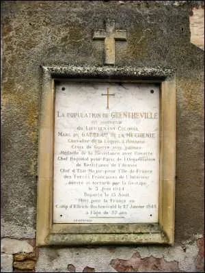 Plaque commémorative église 1939-1945 de Grentheville