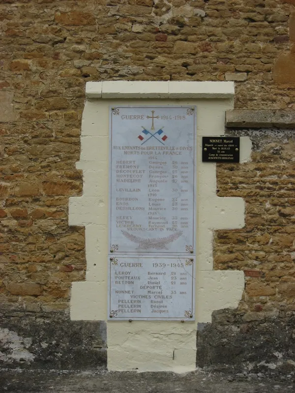 Plaque commémorative église de Bretteville-sur-Dives