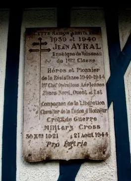 Plaque 1939-1945 AYRAL de Trouville-sur-Mer