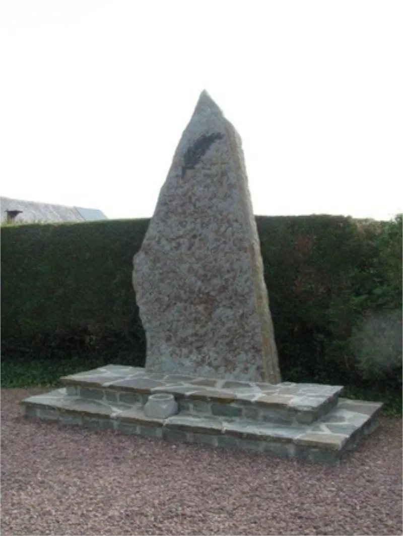Monument aux Morts de Cauville