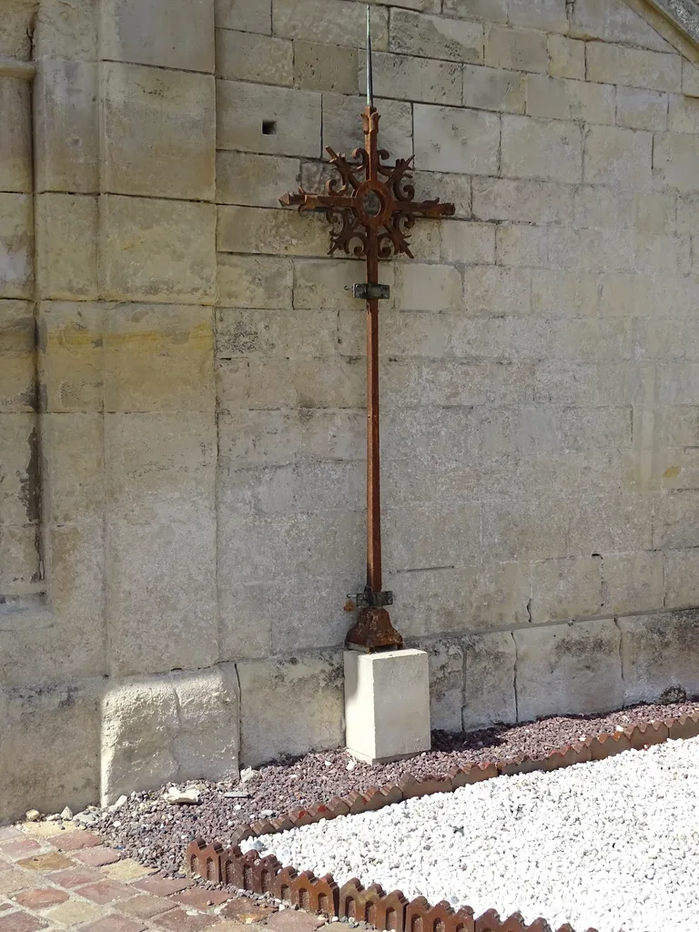 Croix du Petit Lourdes à Hérouville-Saint-Clair