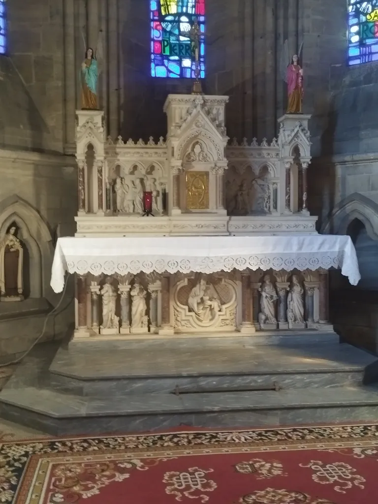 Église Saint-Georges d'Isigny-sur-Mer