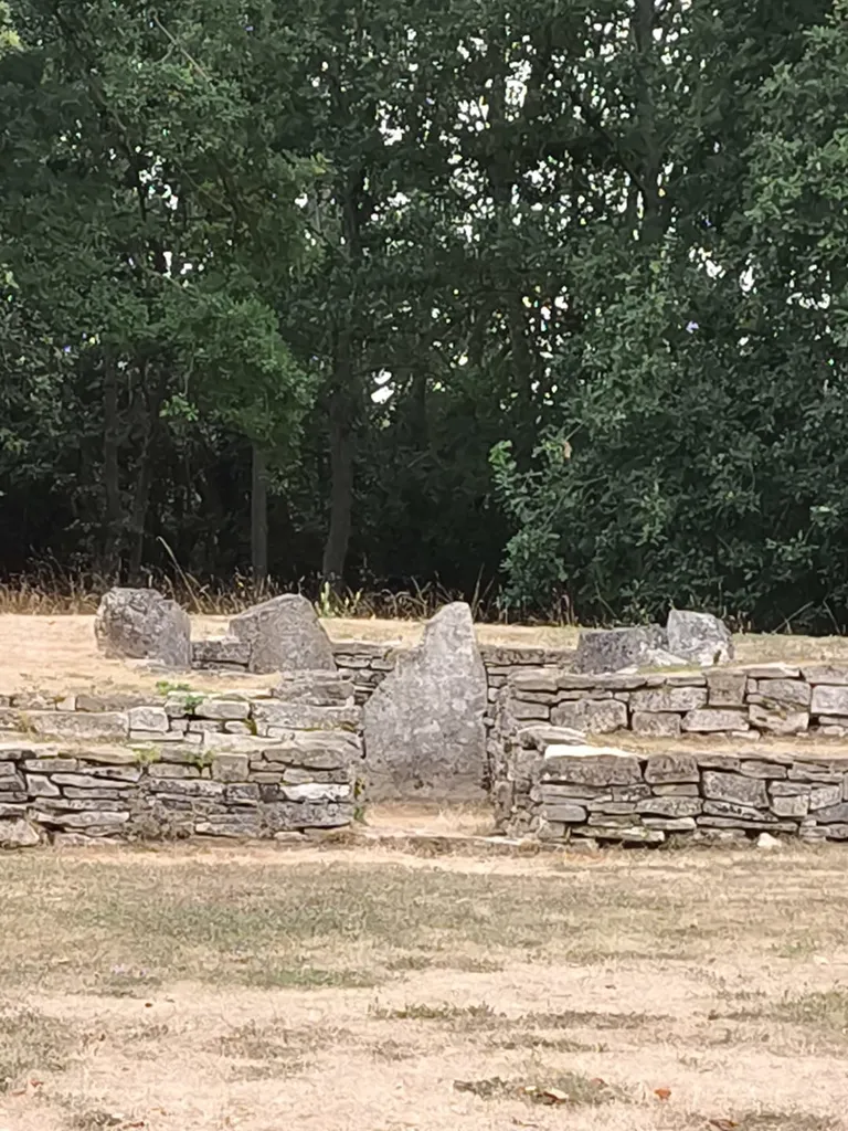Tumulus de Colombiers-sur-Seulles