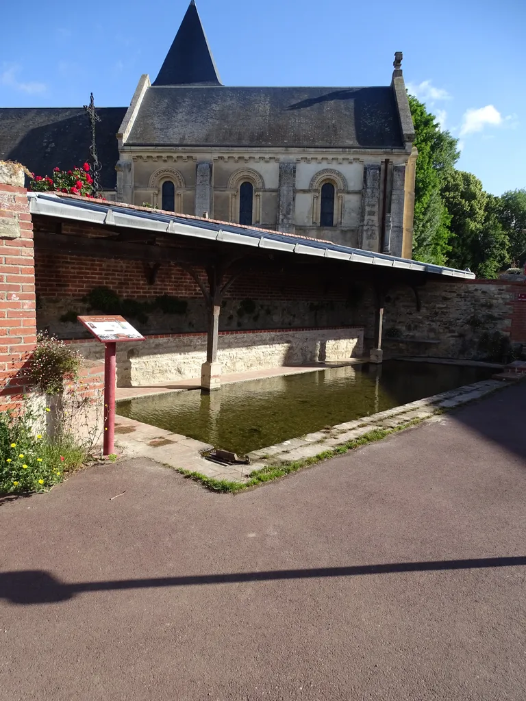 Lavoir de l'Église Saint-Laurent à Vieux