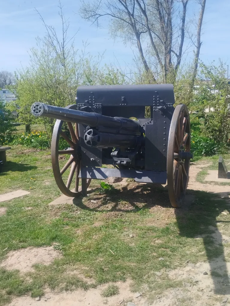Canon russe Pulitov à Longues-sur-Mer
