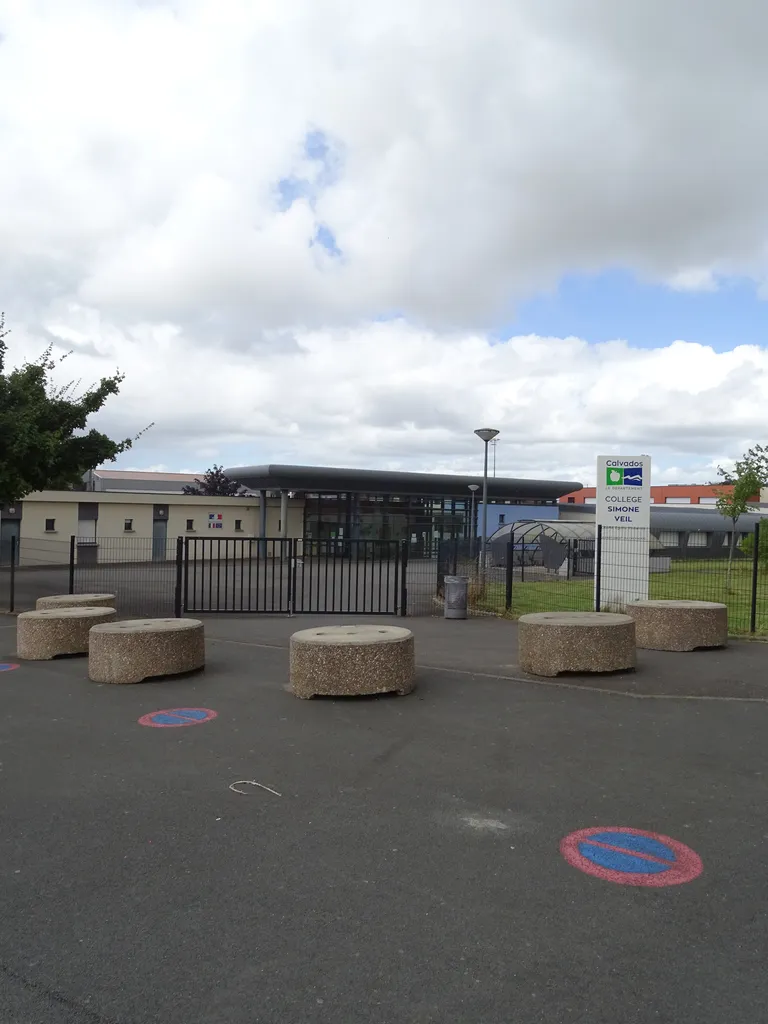 Collège Simone Veil à Villers-Bocage