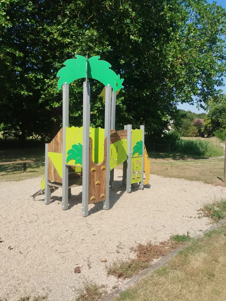 Aire de Jeux d'Hérouvillette