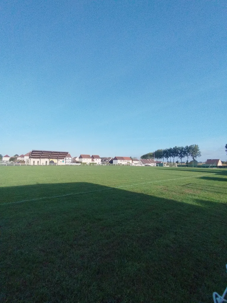 Stade Fernand Devinast à Sannerville