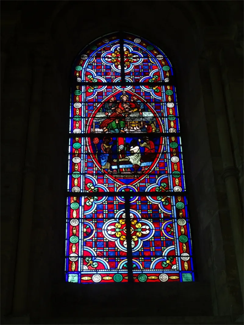 Vitrail Baie H dans la Cathédrale Saint-Pierre de Lisieux
