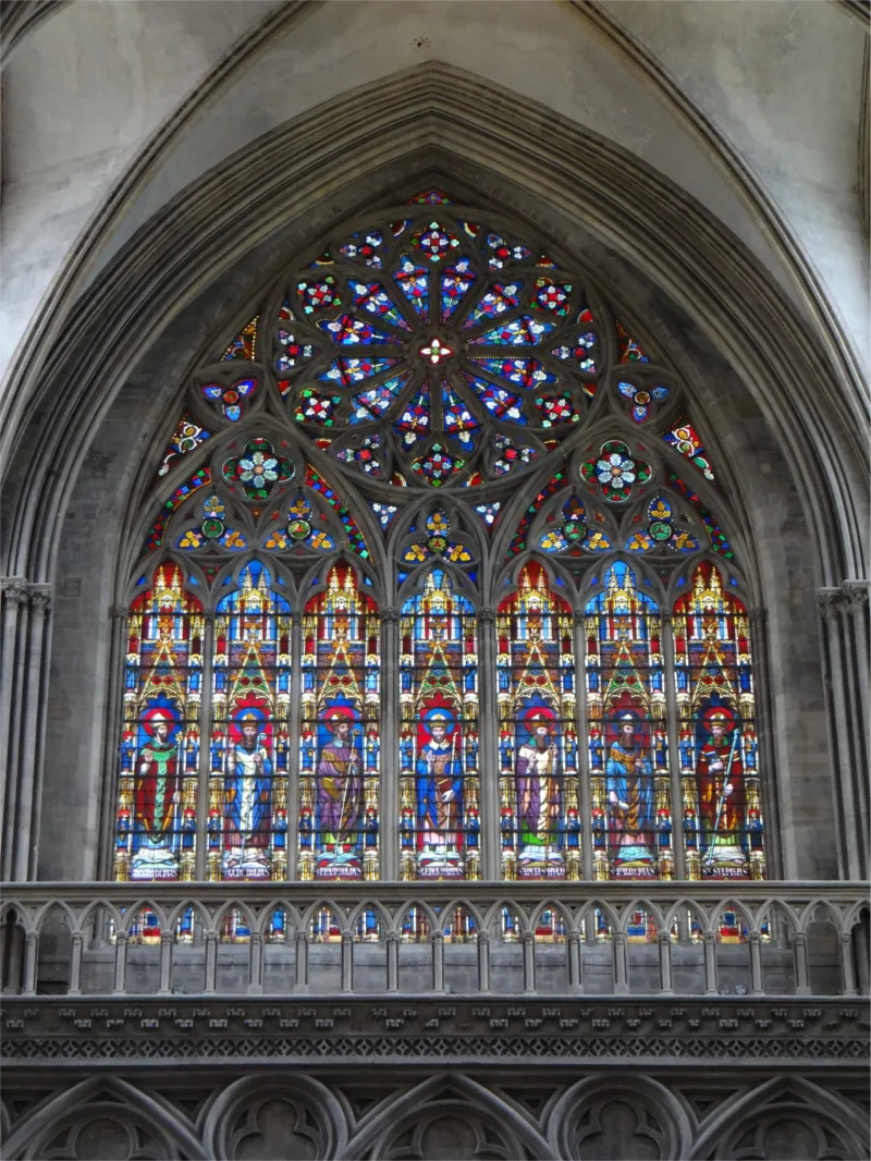 Vitrail Baie C dans la Cathédrale Notre-Dame de Bayeux