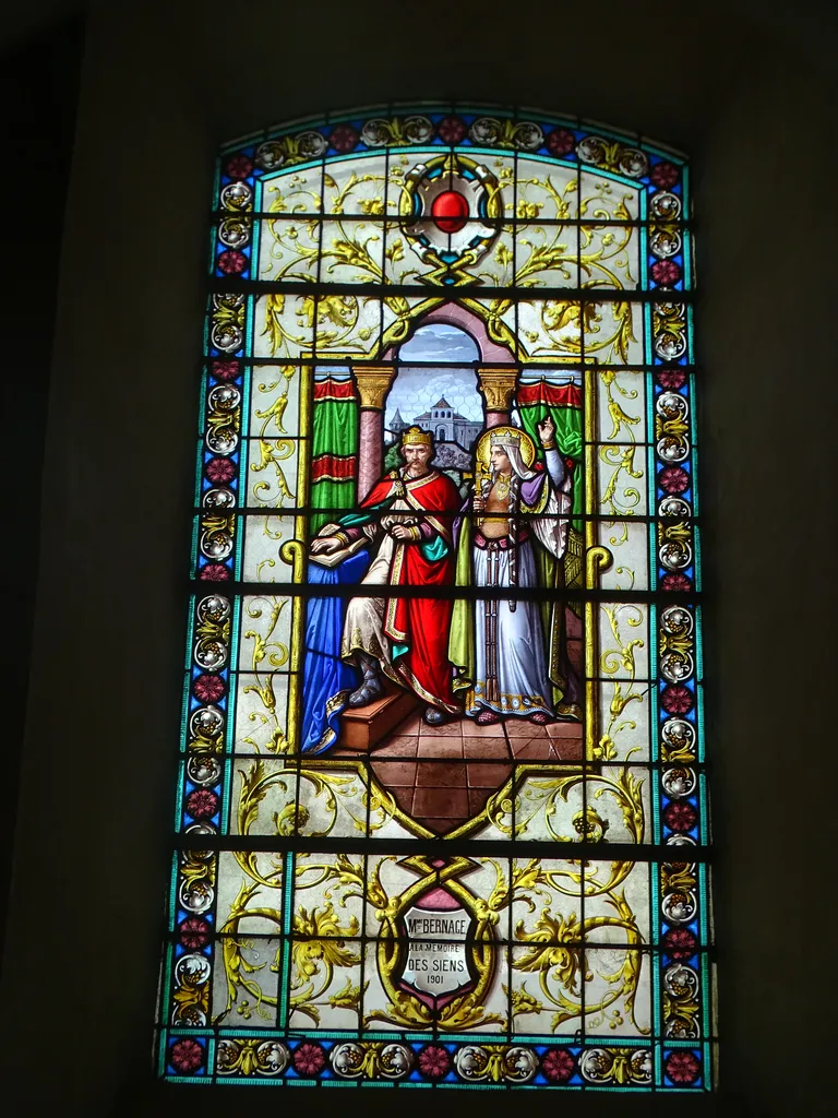 Vitrail Baie 11 : Clovis (465-511) avec Sainte-Clotilde, son épouse dans l'Église Saint-Denis à Cambremer