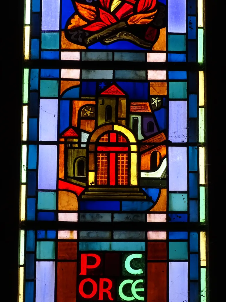 Vitrail Baie 111 : Ardens omnibus, Porta caeli dans la Chapelle du Petit Lourdes à Hérouville-Saint-Clair